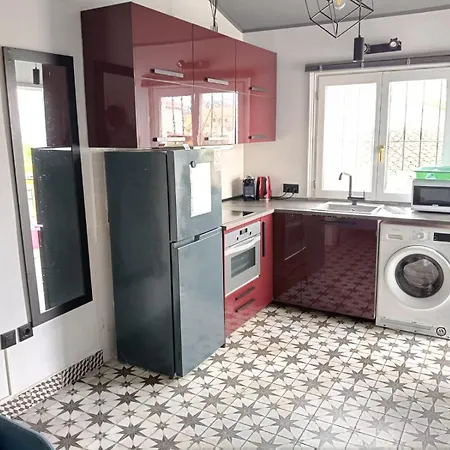 Moderno Estudio En Bonita Urbanizacion