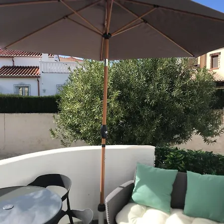 Moderno Estudio En Bonita Urbanizacion * Dénia